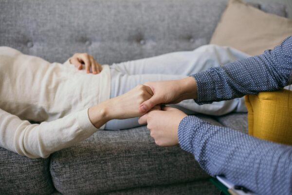 Unde poți cere ajutor în România dacă te confrunți cu abuz în familie
